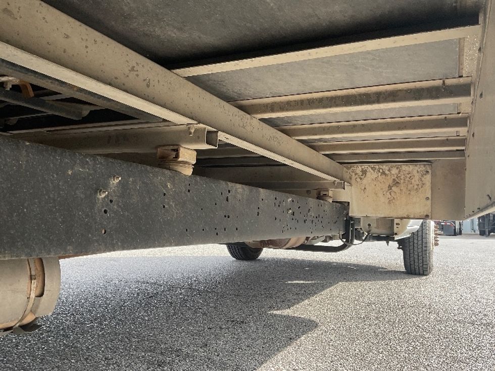 Light Duty Box Truck-Light and Medium Duty Trucks-Ford-2022-E350-Moberly-MO-94,440\n\t\tmiles-$ 31,250 - Image 14