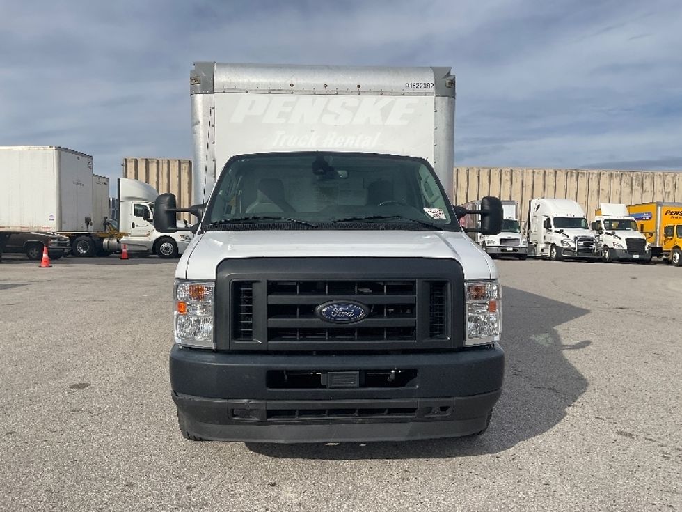 Light Duty Box Truck-Light and Medium Duty Trucks-Ford-2022-E350-Moberly-MO-94,440\n\t\tmiles-$ 31,250 - Image 2