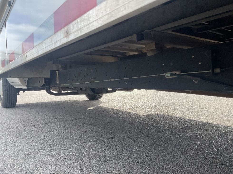 Light Duty Box Truck-Light and Medium Duty Trucks-Ford-2022-E350-Moberly-MO-94,440\n\t\tmiles-$ 31,250 - Image 5