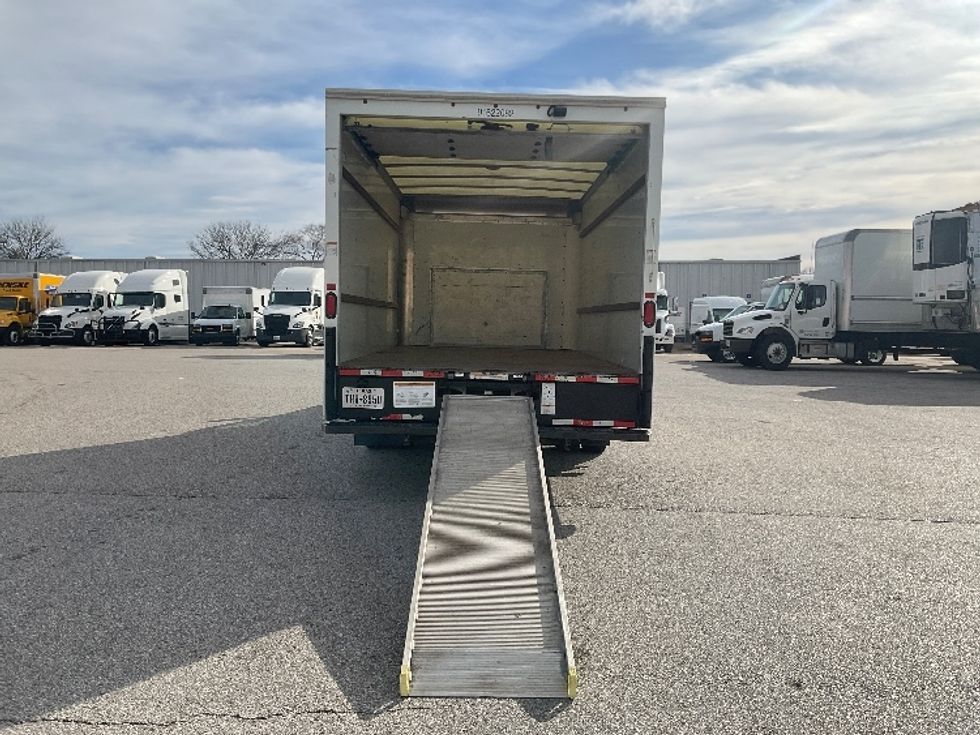 Light Duty Box Truck-Light and Medium Duty Trucks-Ford-2022-E350-Moberly-MO-94,440\n\t\tmiles-$ 31,250 - Image 9