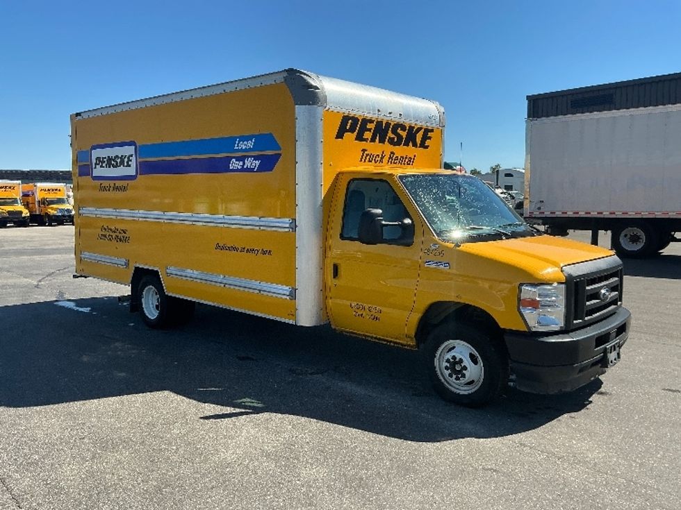 Light Duty Box Truck-Light and Medium Duty Trucks-Ford-2022-E350-Mobile-AL-108,887\n\t\tmiles-$ 27,500 - Image 1