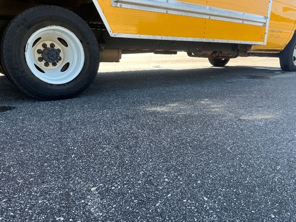 Light Duty Box Truck-Light and Medium Duty Trucks-Ford-2022-E350-Mobile-AL-108,887\n\t\tmiles-$ 27,500 - Image 13