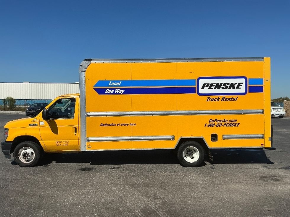 Light Duty Box Truck-Light and Medium Duty Trucks-Ford-2022-E350-Mobile-AL-108,887\n\t\tmiles-$ 27,500 - Image 4