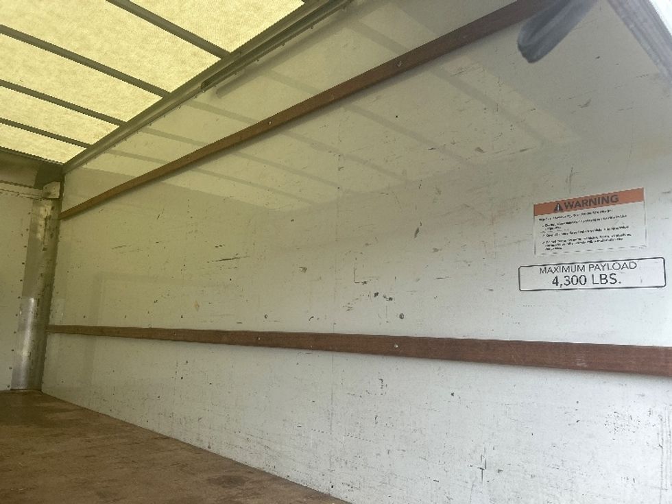 Light Duty Box Truck-Light and Medium Duty Trucks-Ford-2022-E350-Mobile-AL-86,445\n\t\tmiles-$ 33,500 - Image 11