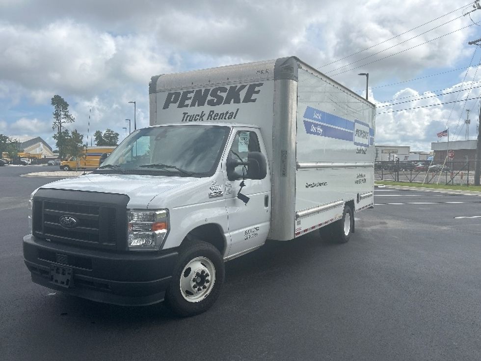Light Duty Box Truck-Light and Medium Duty Trucks-Ford-2022-E350-Mobile-AL-86,445\n\t\tmiles-$ 33,500 - Image 3