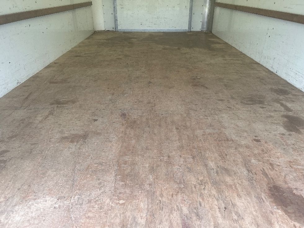 Light Duty Box Truck-Light and Medium Duty Trucks-Ford-2022-E350-Mobile-AL-86,445\n\t\tmiles-$ 33,500 - Image 9