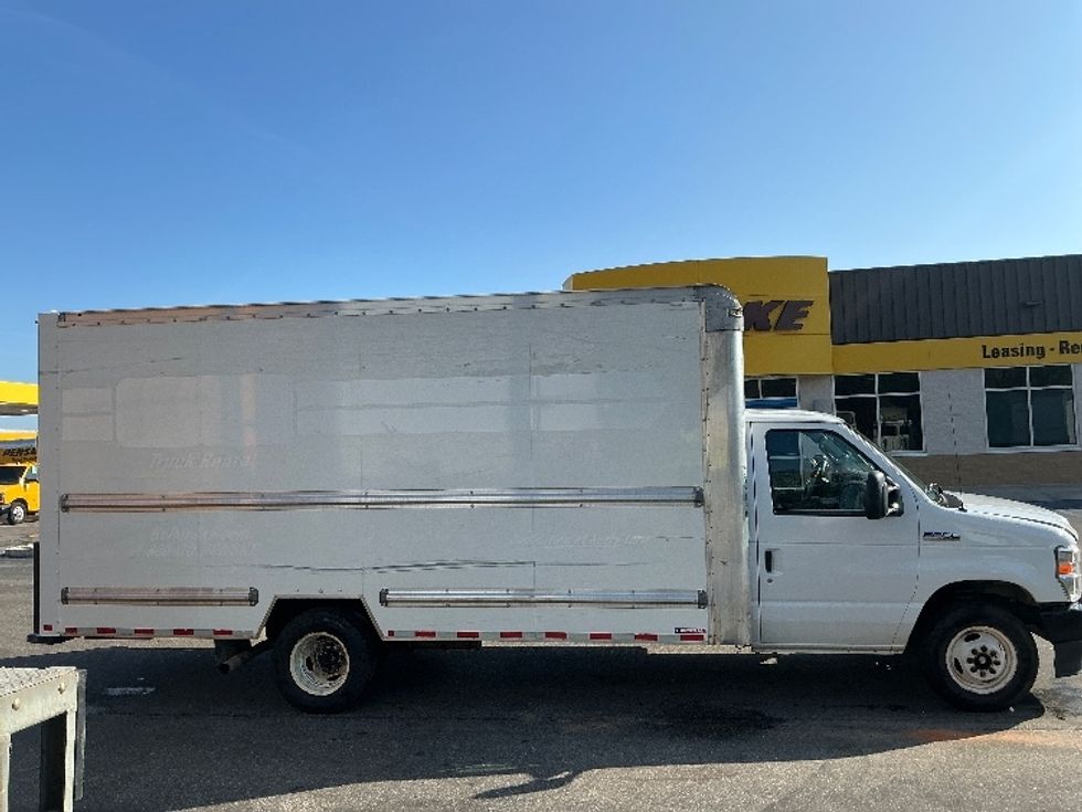 Light Duty Box Truck-Light and Medium Duty Trucks-Ford-2022-E350-Mobile-AL-98,220\n\t\tmiles-$ 32,500 - Image 15