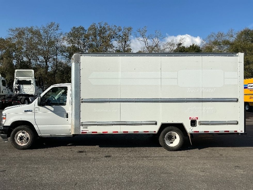 Light Duty Box Truck-Light and Medium Duty Trucks-Ford-2022-E350-Mobile-AL-98,220\n\t\tmiles-$ 32,500 - Image 4