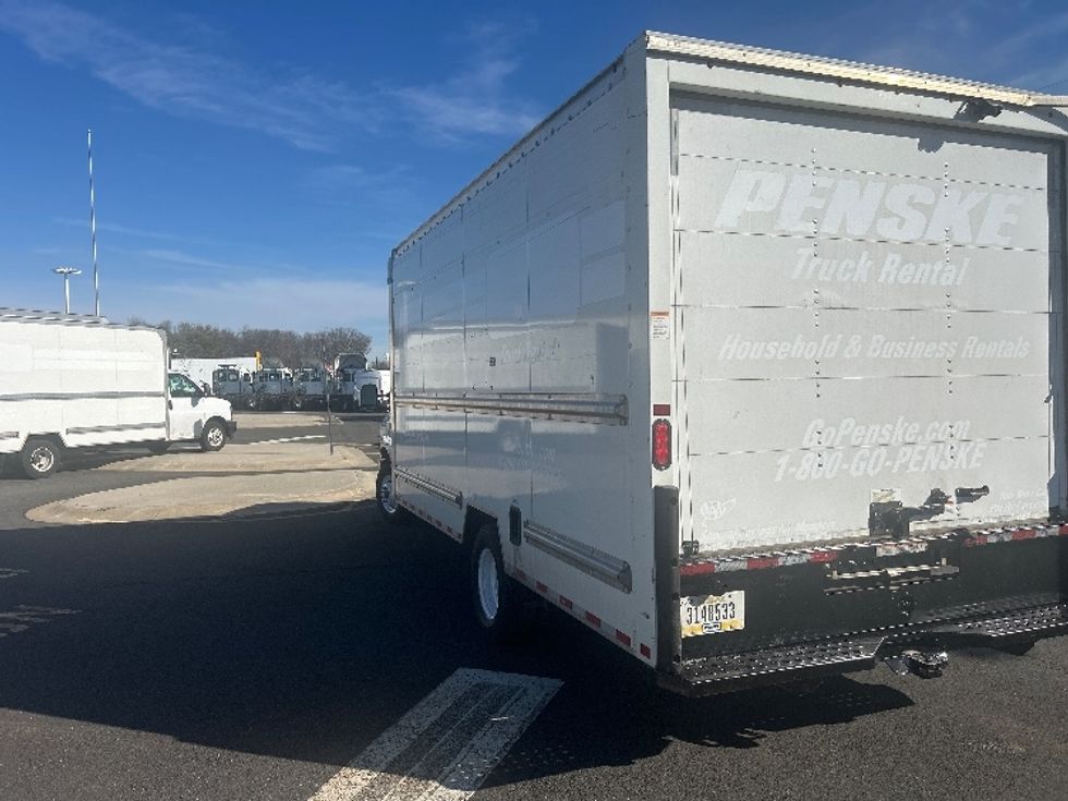 Light Duty Box Truck-Light and Medium Duty Trucks-Ford-2022-E350-Monmouth Junction-NJ-88,605\n\t\tmiles-$ 31,250 - Image 6