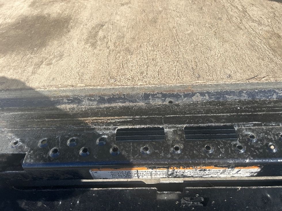 Light Duty Box Truck-Light and Medium Duty Trucks-Ford-2022-E350-Monmouth Junction-NJ-88,605\n\t\tmiles-$ 31,250 - Image 9