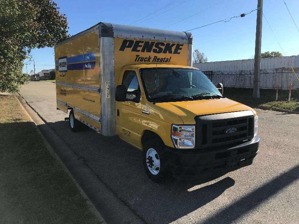 Light Duty Box Truck-Light and Medium Duty Trucks-Ford-2022-E350-Montgomery-AL-82,508\n\t\tmiles-$ 35,250 - Image 1