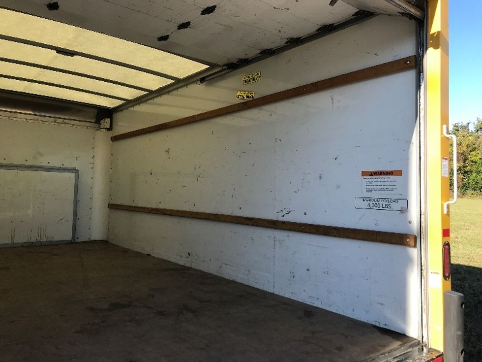 Light Duty Box Truck-Light and Medium Duty Trucks-Ford-2022-E350-Montgomery-AL-82,508\n\t\tmiles-$ 35,250 - Image 12