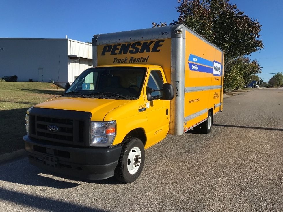 Light Duty Box Truck-Light and Medium Duty Trucks-Ford-2022-E350-Montgomery-AL-82,508\n\t\tmiles-$ 35,250 - Image 3