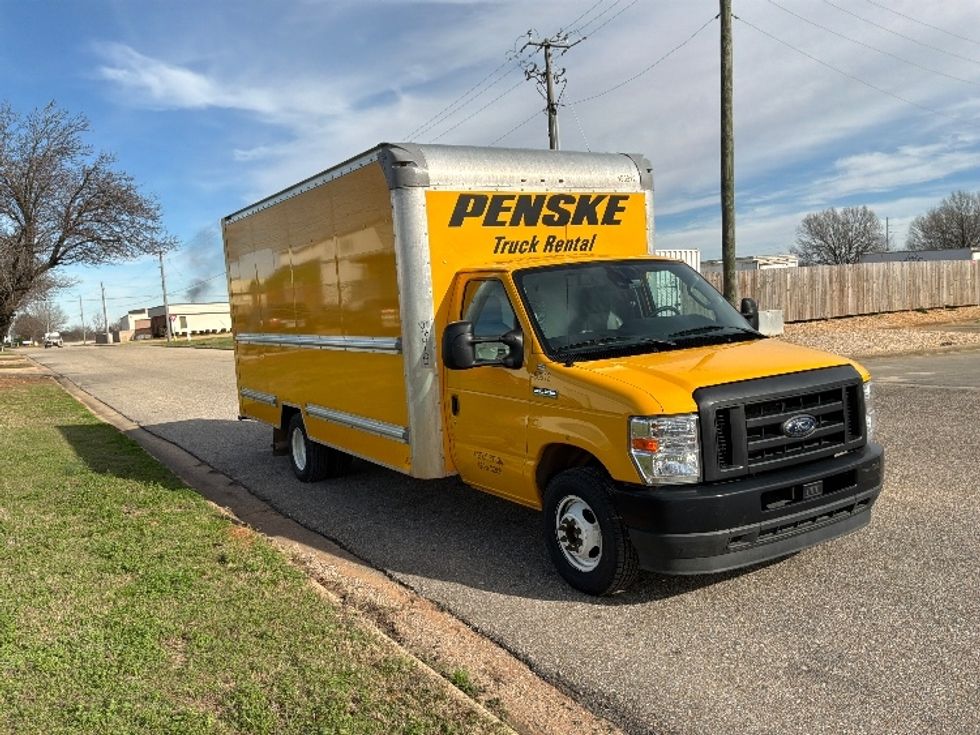 Light Duty Box Truck-Light and Medium Duty Trucks-Ford-2022-E350-Montgomery-AL-93,026\n\t\tmiles-$ 30,000 - Image 1