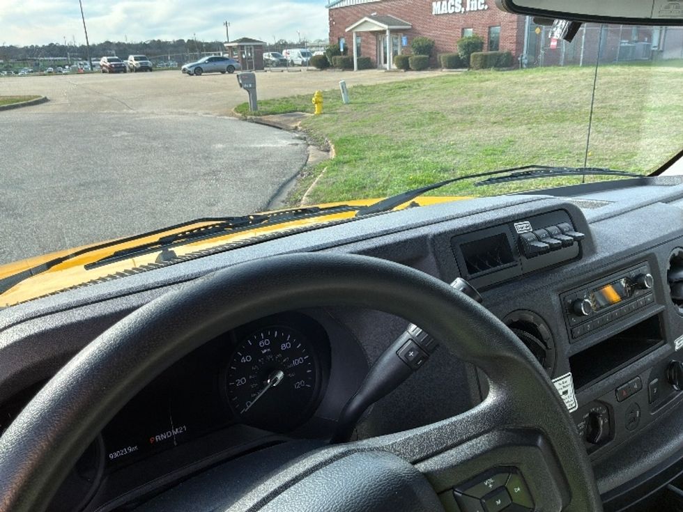 Light Duty Box Truck-Light and Medium Duty Trucks-Ford-2022-E350-Montgomery-AL-93,026\n\t\tmiles-$ 30,000 - Image 18