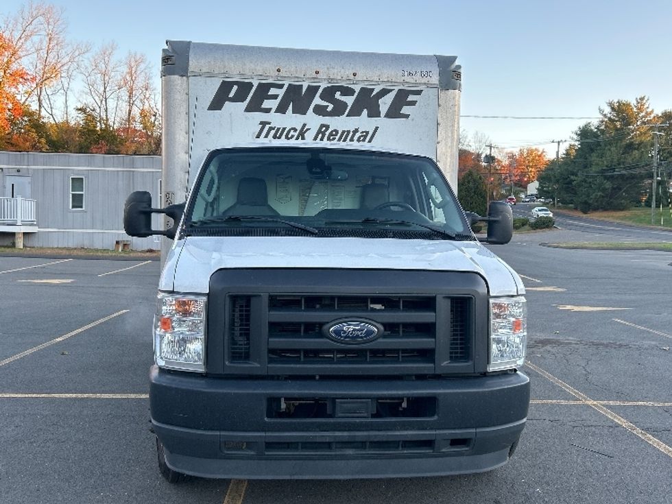 Light Duty Box Truck-Light and Medium Duty Trucks-Ford-2022-E350-Montgomery-NY-113,236\n\t\tmiles-$ 27,500 - Image 2
