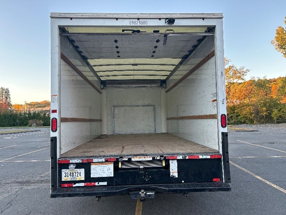 Light Duty Box Truck-Light and Medium Duty Trucks-Ford-2022-E350-Montgomery-NY-113,236\n\t\tmiles-$ 27,500 - Image 8