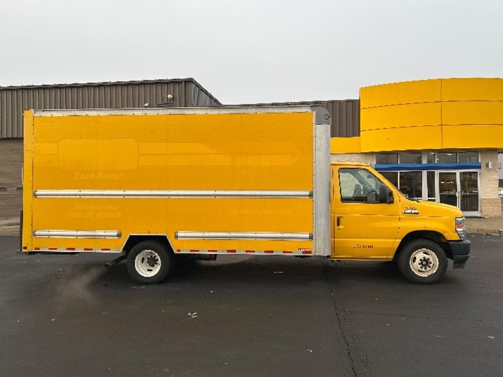 Light Duty Box Truck-Light and Medium Duty Trucks-Ford-2022-E350-Montgomery-NY-89,016\n\t\tmiles-$ 27,500 - Image 13