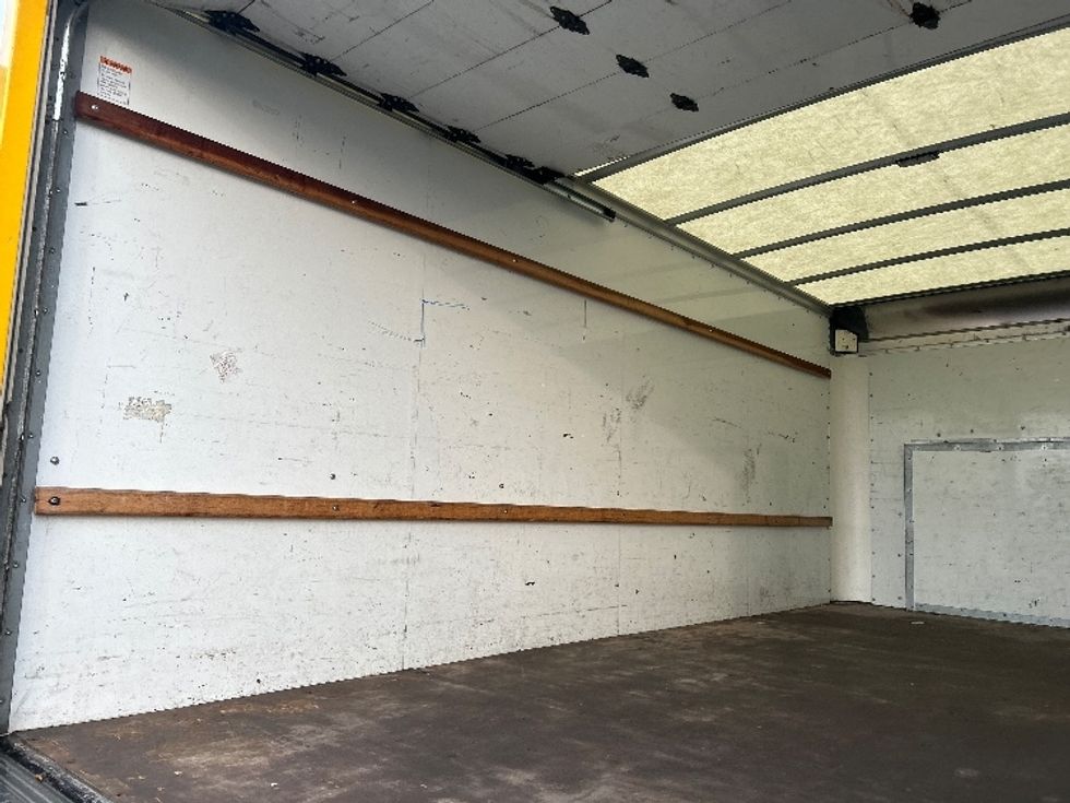 Light Duty Box Truck-Light and Medium Duty Trucks-Ford-2022-E350-Montgomery-NY-89,016\n\t\tmiles-$ 27,500 - Image 9