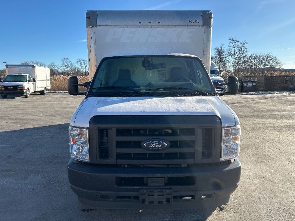 Light Duty Box Truck-Light and Medium Duty Trucks-Ford-2022-E350-Montgomery-NY-94,528\n\t\tmiles-$ 29,750 - Image 2