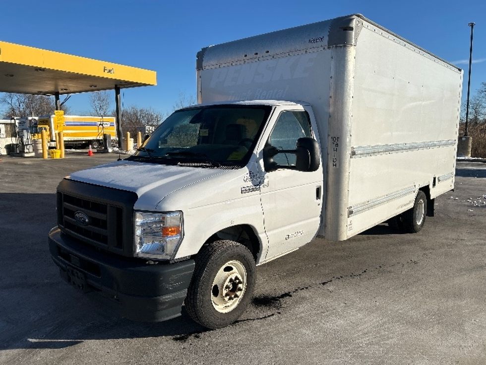 Light Duty Box Truck-Light and Medium Duty Trucks-Ford-2022-E350-Montgomery-NY-94,528\n\t\tmiles-$ 29,750 - Image 3