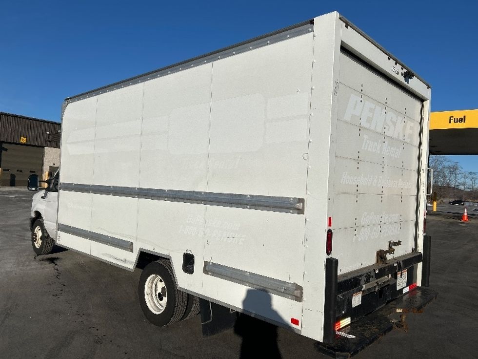 Light Duty Box Truck-Light and Medium Duty Trucks-Ford-2022-E350-Montgomery-NY-94,528\n\t\tmiles-$ 29,750 - Image 6