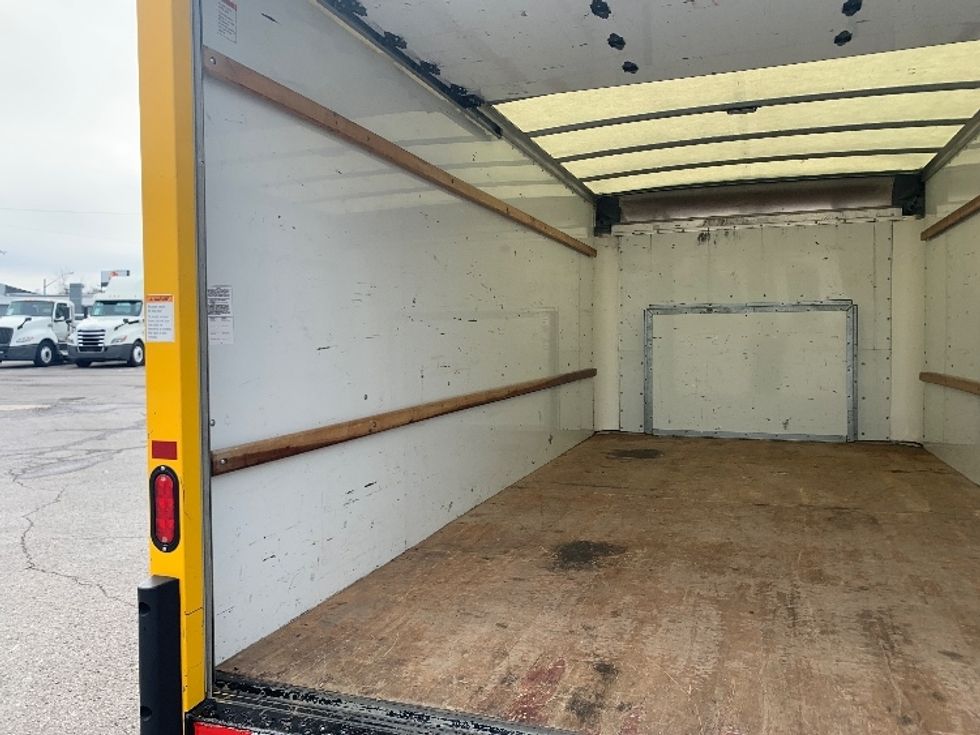 Light Duty Box Truck-Light and Medium Duty Trucks-Ford-2022-E350-Nashville (Mount Juliet)-TN-85,895\n\t\tmiles-$ 30,750 - Image 11