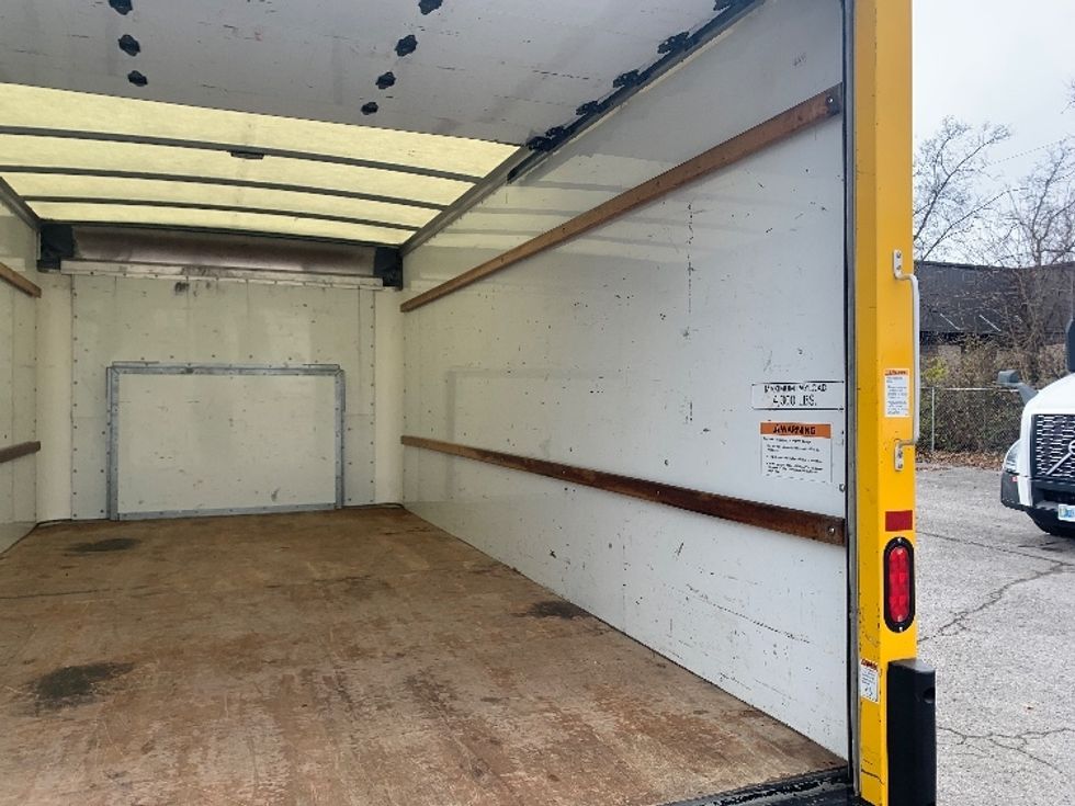 Light Duty Box Truck-Light and Medium Duty Trucks-Ford-2022-E350-Nashville (Mount Juliet)-TN-85,895\n\t\tmiles-$ 30,750 - Image 12
