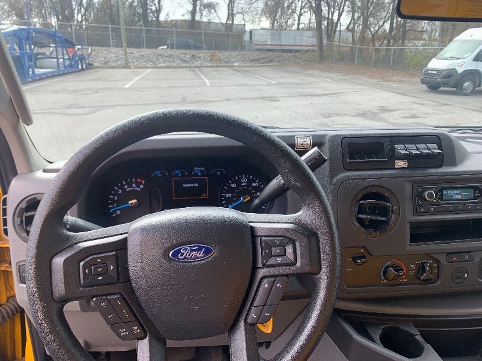 Light Duty Box Truck-Light and Medium Duty Trucks-Ford-2022-E350-Nashville (Mount Juliet)-TN-85,895\n\t\tmiles-$ 30,750 - Image 18
