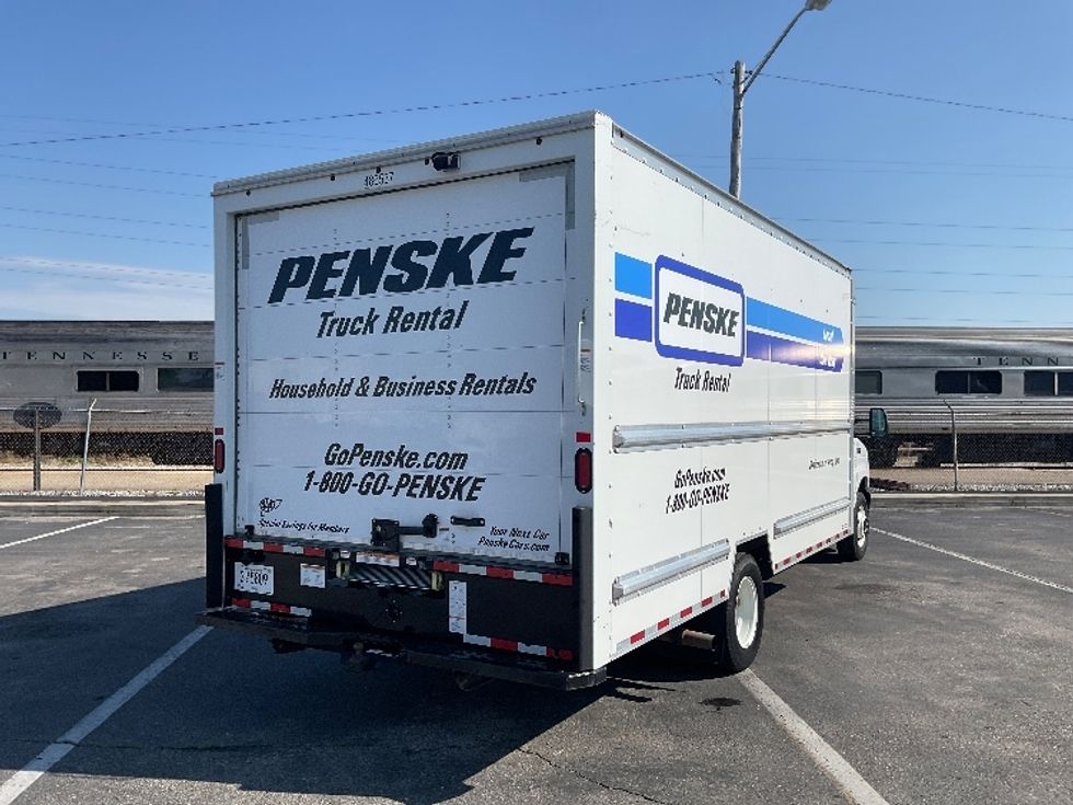 Light Duty Box Truck-Light and Medium Duty Trucks-Ford-2022-E350-Nashville-TN-114,994\n\t\tmiles-$ 27,500 - Image 13