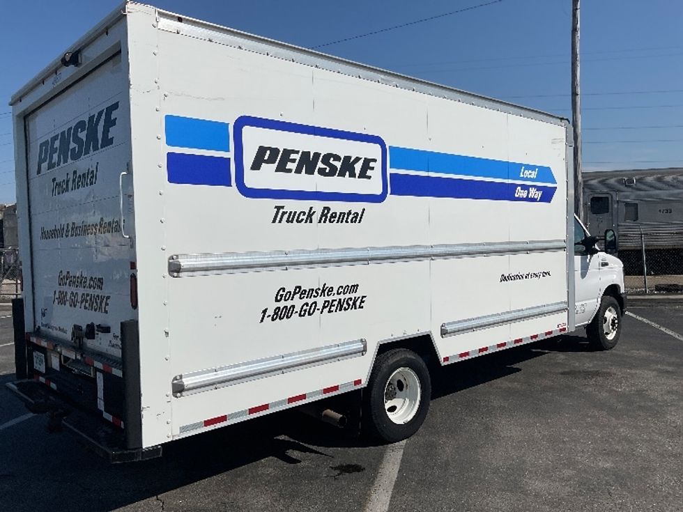 Light Duty Box Truck-Light and Medium Duty Trucks-Ford-2022-E350-Nashville-TN-114,994\n\t\tmiles-$ 27,500 - Image 14