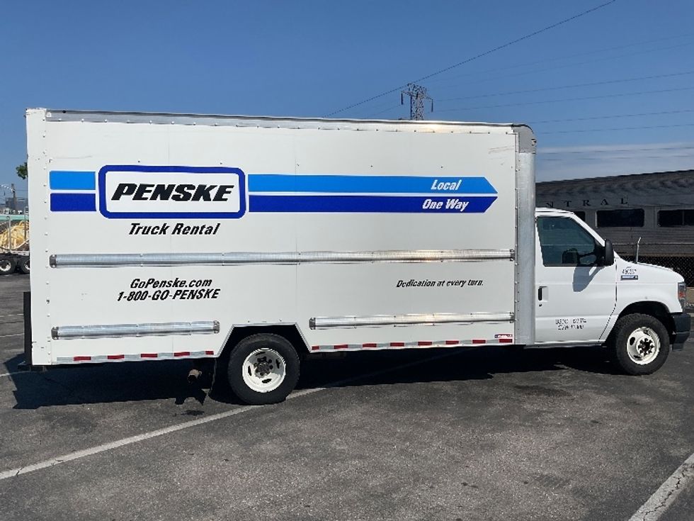 Light Duty Box Truck-Light and Medium Duty Trucks-Ford-2022-E350-Nashville-TN-114,994\n\t\tmiles-$ 27,500 - Image 15
