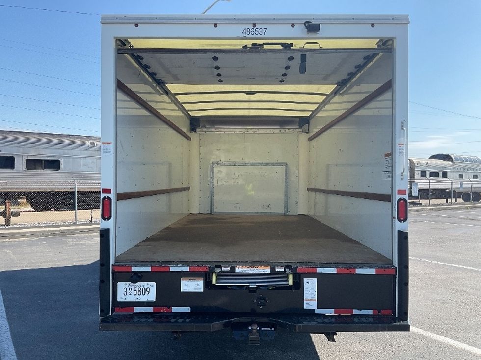 Light Duty Box Truck-Light and Medium Duty Trucks-Ford-2022-E350-Nashville-TN-114,994\n\t\tmiles-$ 27,500 - Image 8