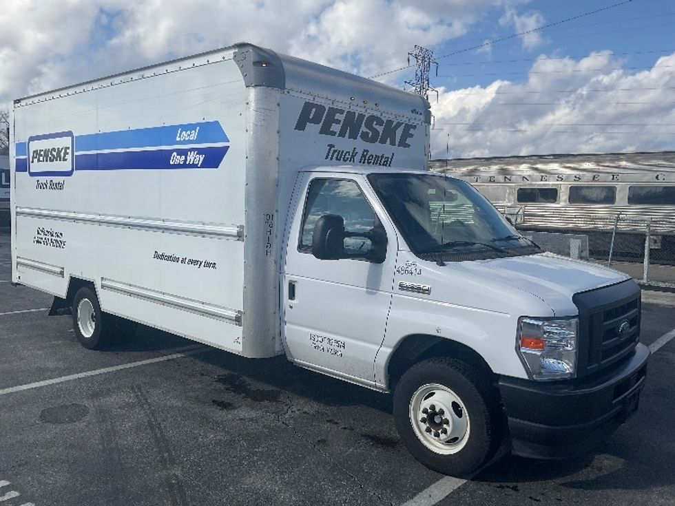 Light Duty Box Truck-Light and Medium Duty Trucks-Ford-2022-E350-Nashville-TN-77,558\n\t\tmiles-$ 36,250 - Image 1
