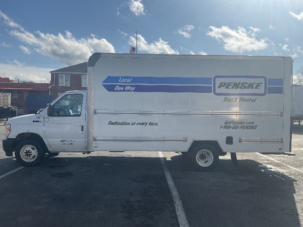 Light Duty Box Truck-Light and Medium Duty Trucks-Ford-2022-E350-Nashville-TN-77,558\n\t\tmiles-$ 36,250 - Image 4