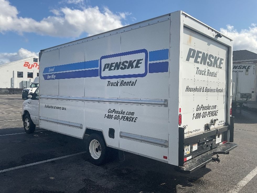 Light Duty Box Truck-Light and Medium Duty Trucks-Ford-2022-E350-Nashville-TN-77,558\n\t\tmiles-$ 36,250 - Image 6