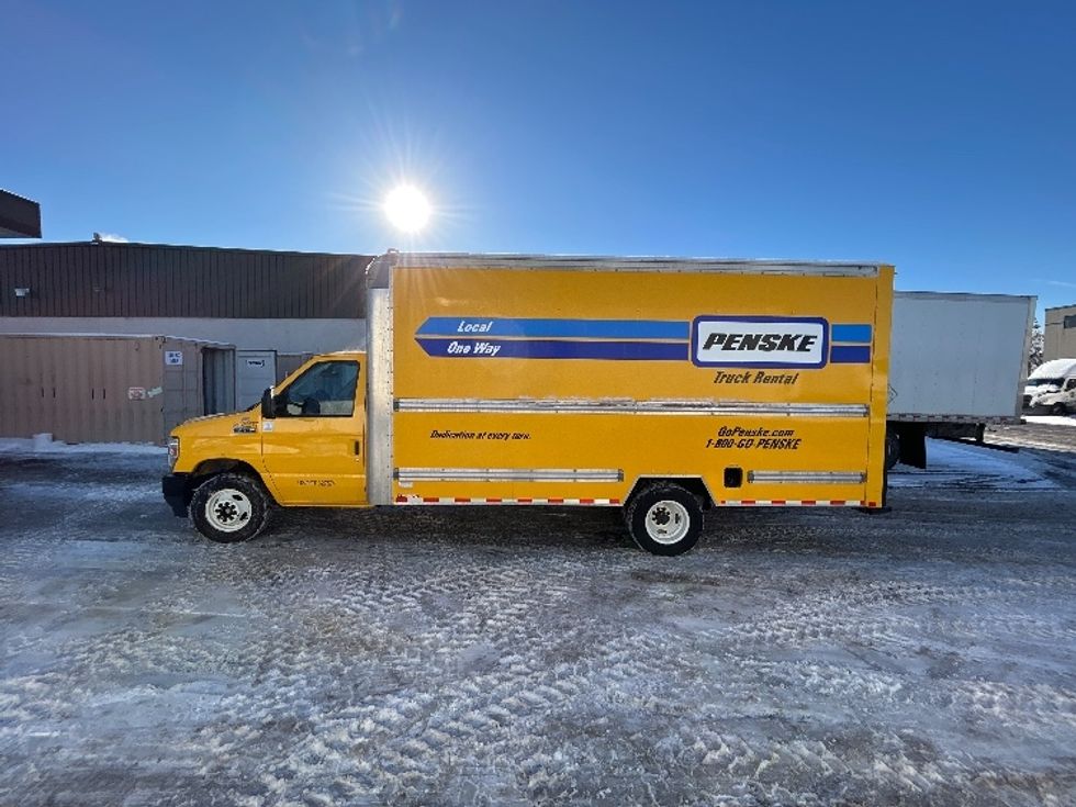 Light Duty Box Truck-Light and Medium Duty Trucks-Ford-2022-E350-Nashville-TN-87,986\n\t\tmiles-$ 30,500 - Image 4