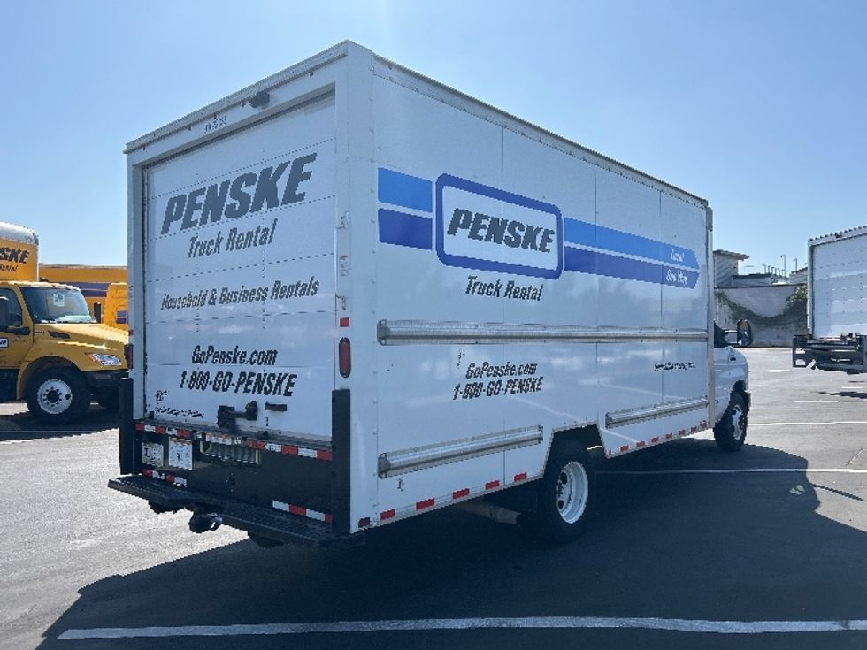Light Duty Box Truck-Light and Medium Duty Trucks-Ford-2022-E350-National City-CA-156,438\n\t\tmiles-$ 20,750 - Image 12