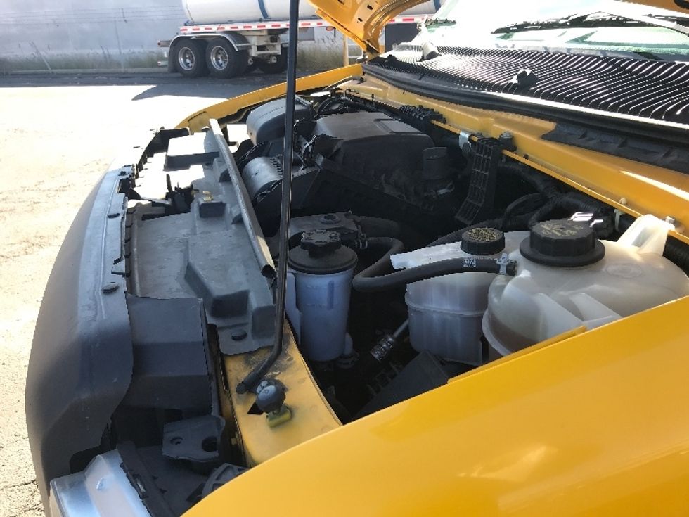 Light Duty Box Truck-Light and Medium Duty Trucks-Ford-2022-E350-National City-CA-95,143\n\t\tmiles-$ 29,250 - Image 24