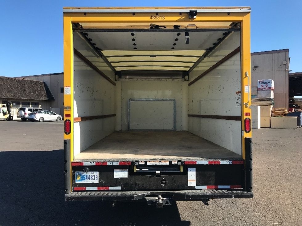 Light Duty Box Truck-Light and Medium Duty Trucks-Ford-2022-E350-National City-CA-95,143\n\t\tmiles-$ 29,250 - Image 8