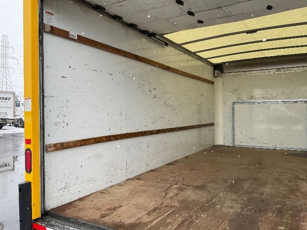 Light Duty Box Truck-Light and Medium Duty Trucks-Ford-2022-E350-Neenah-WI-92,045\n\t\tmiles-$ 29,250 - Image 11