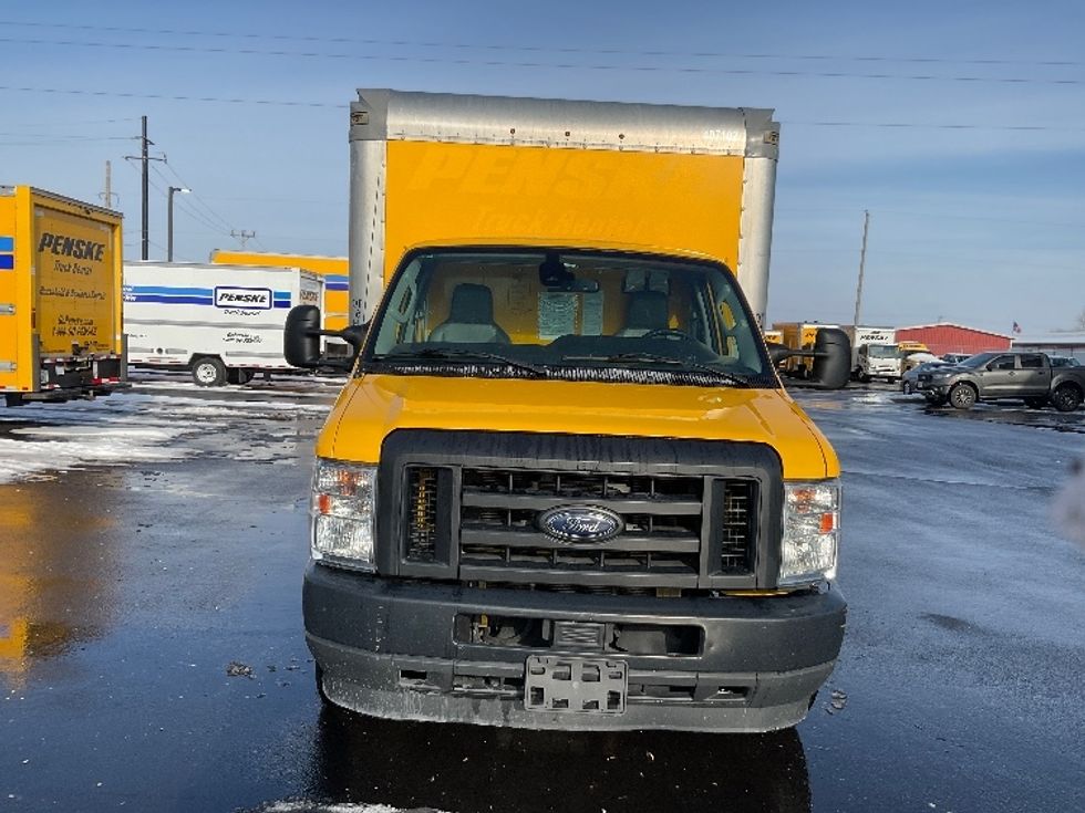 Light Duty Box Truck-Light and Medium Duty Trucks-Ford-2022-E350-Neenah-WI-92,045\n\t\tmiles-$ 29,250 - Image 2