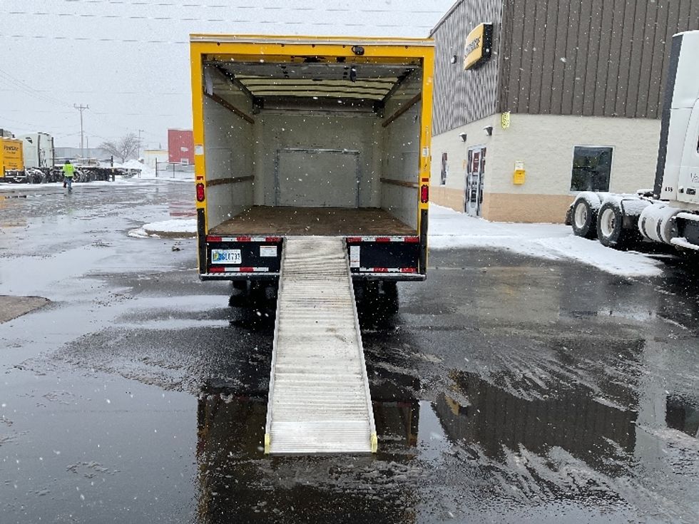 Light Duty Box Truck-Light and Medium Duty Trucks-Ford-2022-E350-Neenah-WI-92,045\n\t\tmiles-$ 29,250 - Image 9