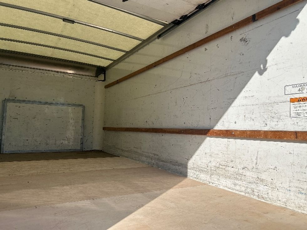 Light Duty Box Truck-Light and Medium Duty Trucks-Ford-2022-E350-New Castle-DE-103,344\n\t\tmiles-$ 27,000 - Image 10