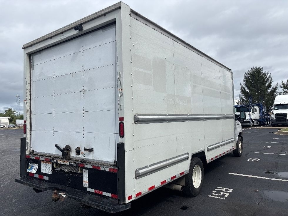 Light Duty Box Truck-Light and Medium Duty Trucks-Ford-2022-E350-New Castle-DE-103,344\n\t\tmiles-$ 27,000 - Image 11