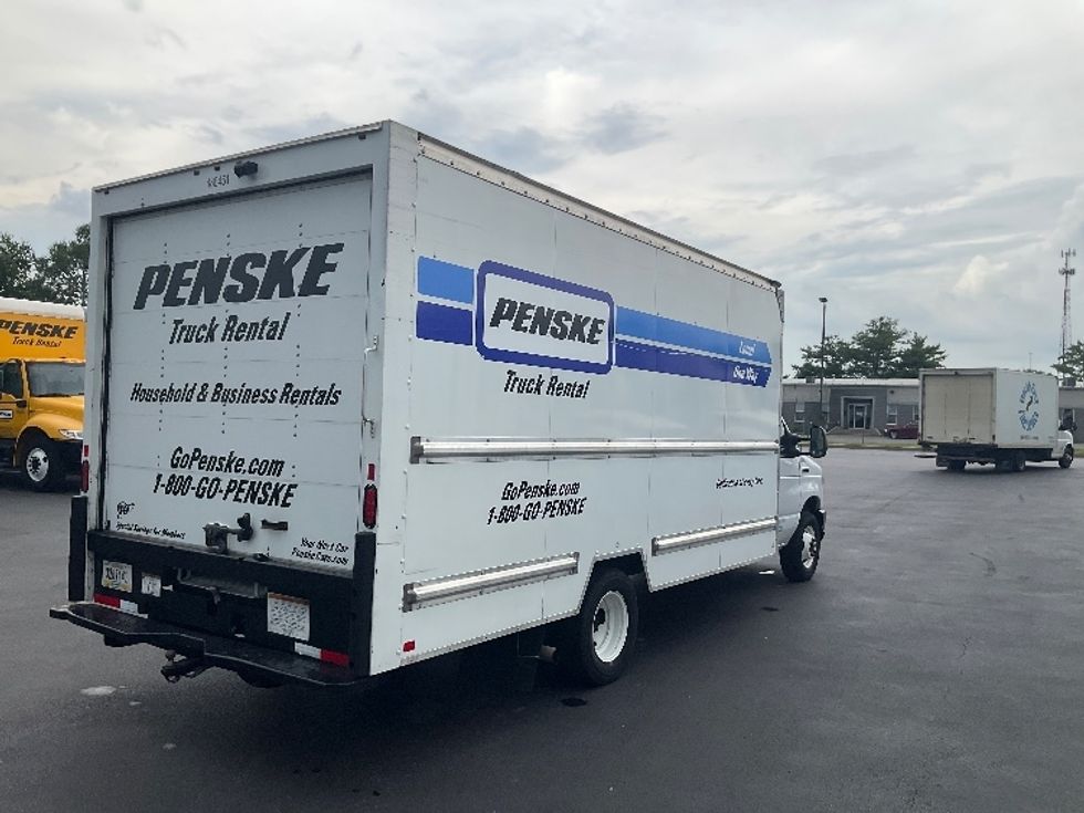 Light Duty Box Truck-Light and Medium Duty Trucks-Ford-2022-E350-New Castle-DE-105,632\n\t\tmiles-$ 28,500 - Image 13