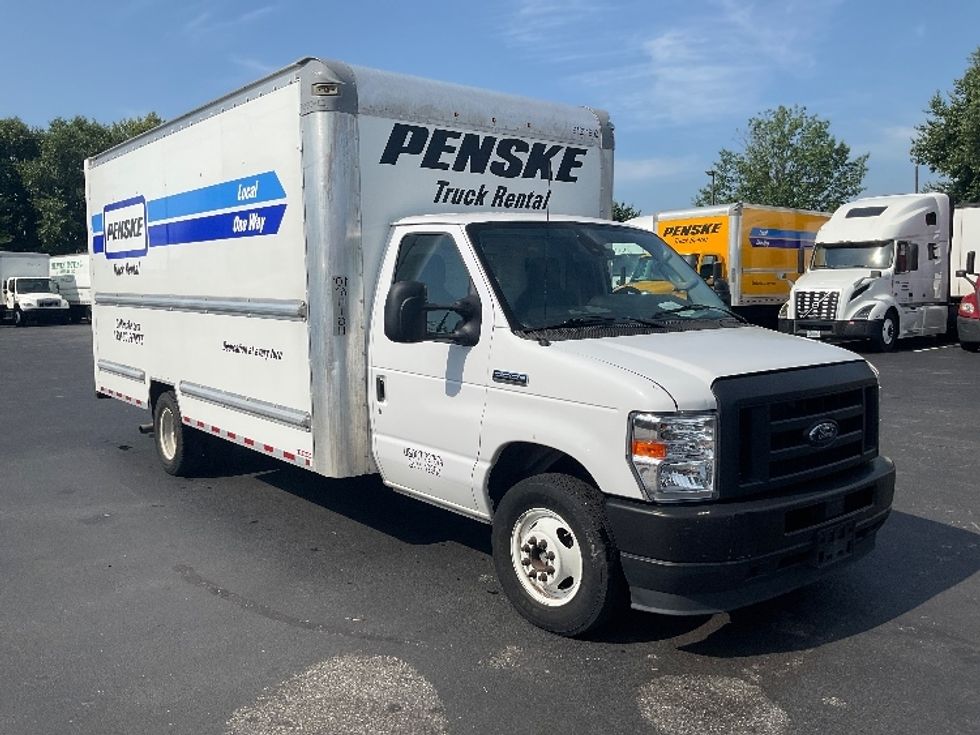 Light Duty Box Truck-Light and Medium Duty Trucks-Ford-2022-E350-New Castle-DE-110,856\n\t\tmiles-$ 27,750 - Image 1