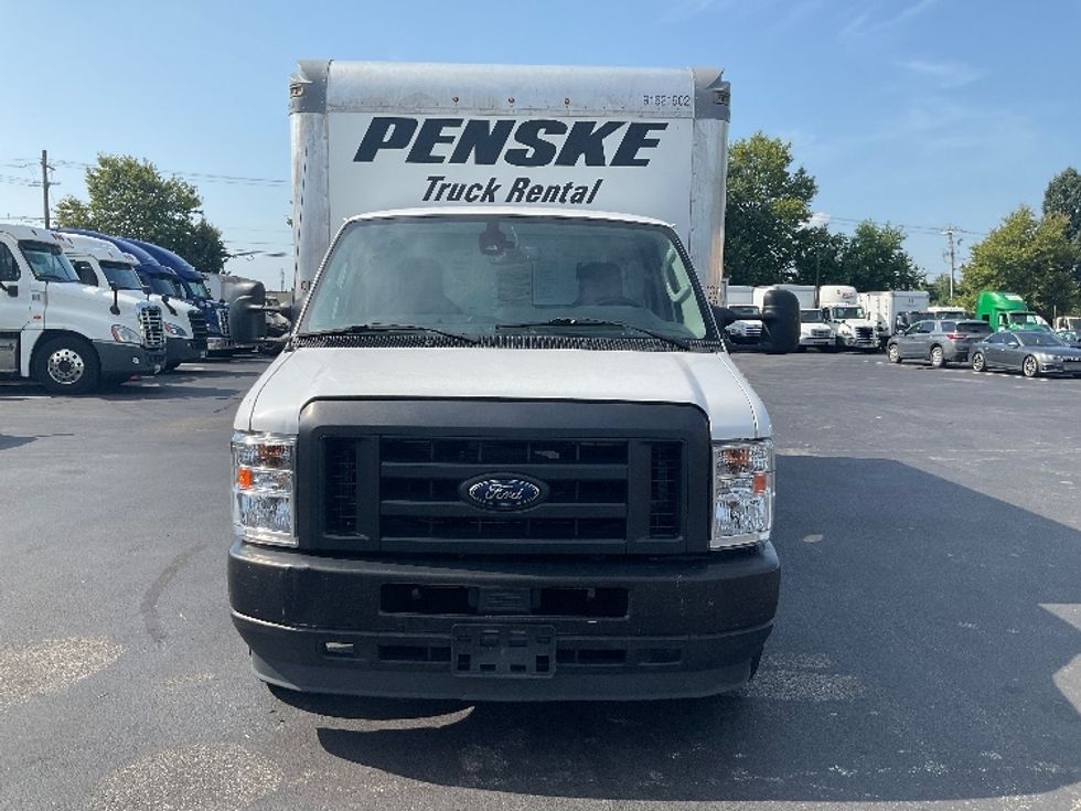 Light Duty Box Truck-Light and Medium Duty Trucks-Ford-2022-E350-New Castle-DE-110,856\n\t\tmiles-$ 27,750 - Image 2
