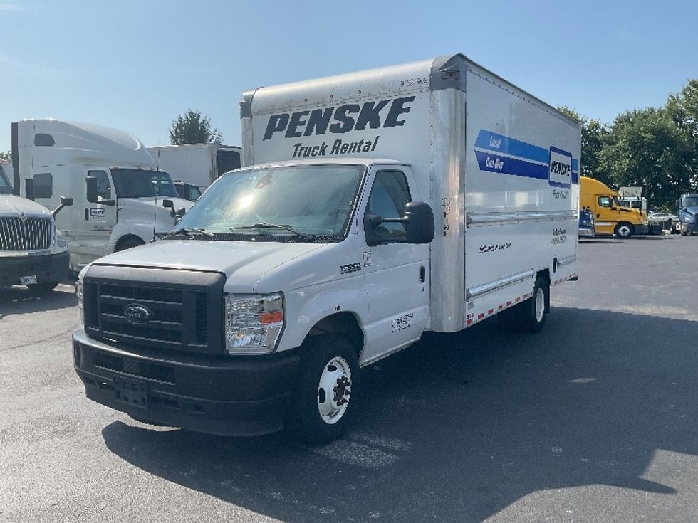 Light Duty Box Truck-Light and Medium Duty Trucks-Ford-2022-E350-New Castle-DE-110,856\n\t\tmiles-$ 27,750 - Image 3