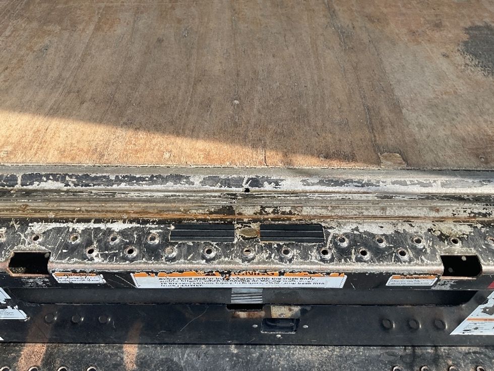 Light Duty Box Truck-Light and Medium Duty Trucks-Ford-2022-E350-New Castle-DE-110,856\n\t\tmiles-$ 27,750 - Image 9